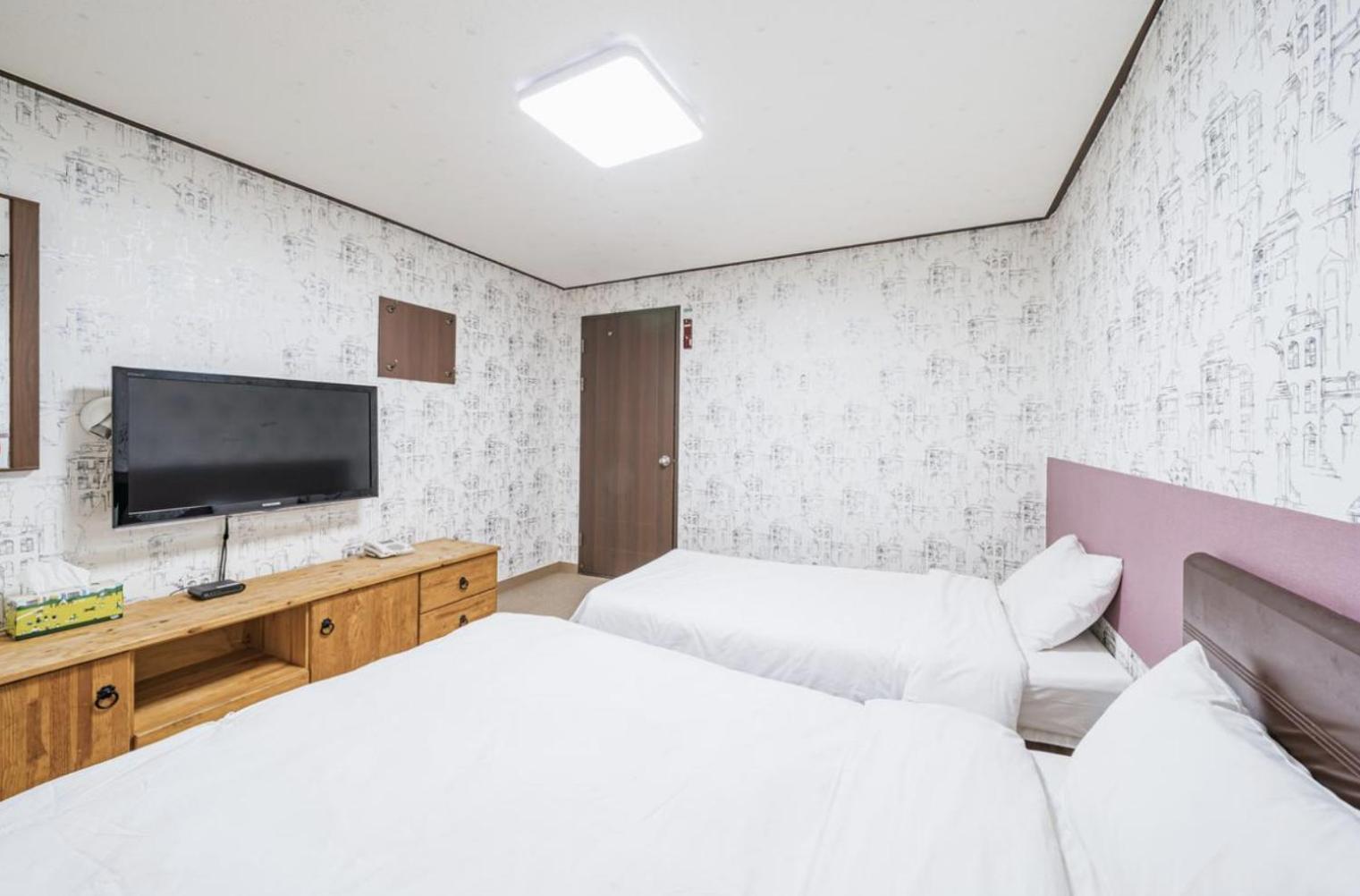 Manhattan Hotel Jeju Extérieur photo
