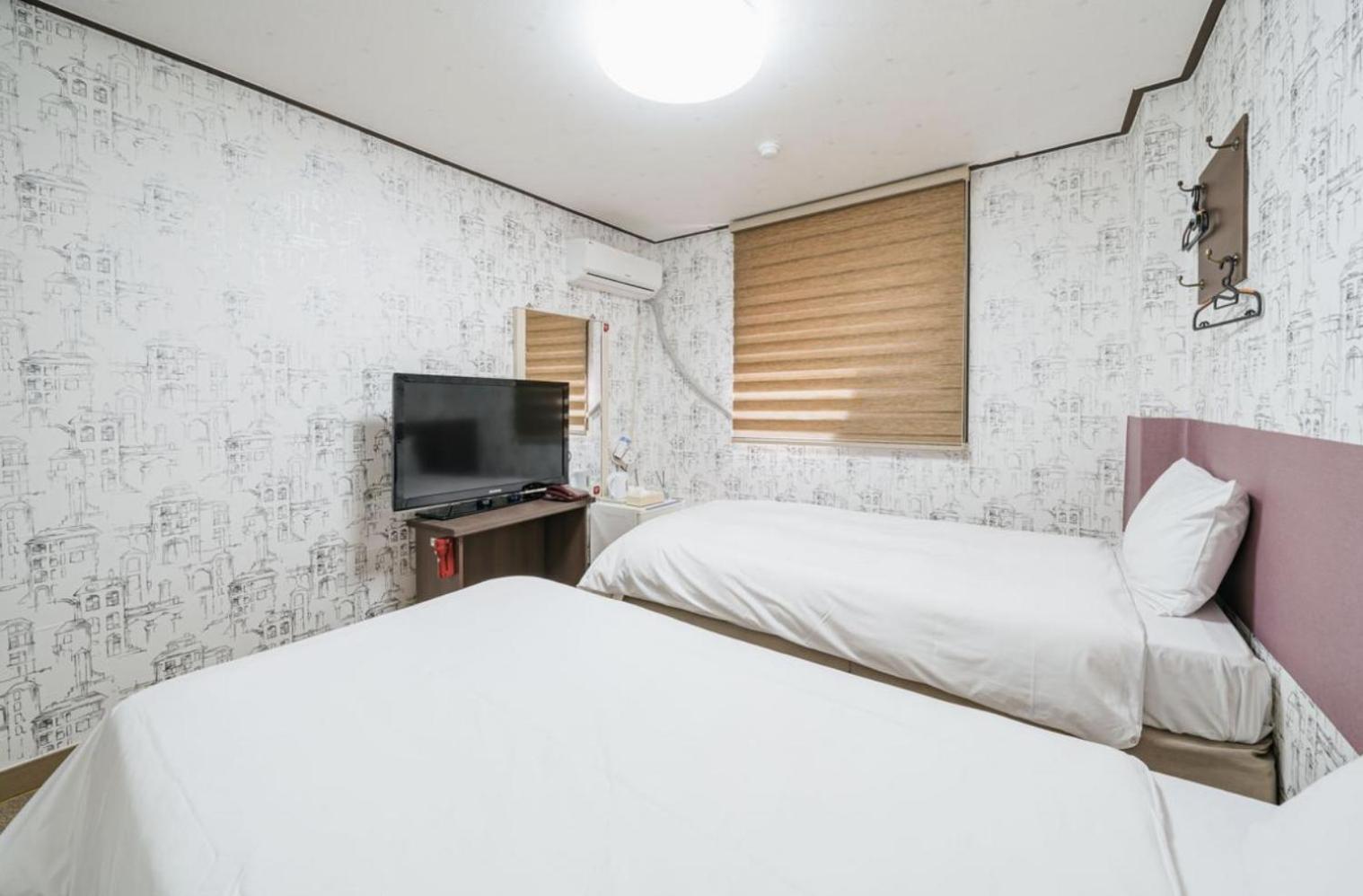 Manhattan Hotel Jeju Extérieur photo